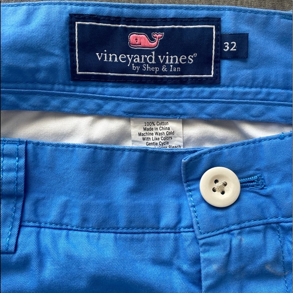 Vineyard Vines shorts - Picture 2 of 2